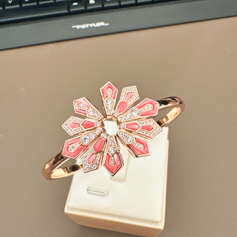 Designer Collection Style Ring - Vintage Collectible Jewelry recensione e prezzo