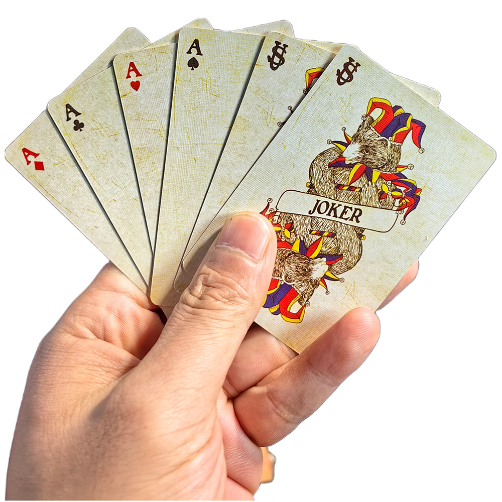 57x72mm Vintage Colourful Bear - Vintage Collectible Playing Cards recensione e prezzo