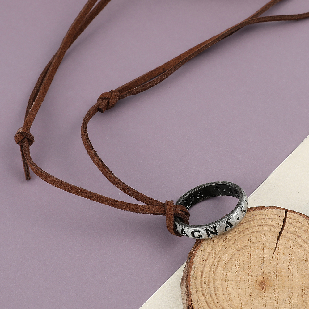 Game Anime Leather Chain Ring  - Vintage Items recensione e prezzo