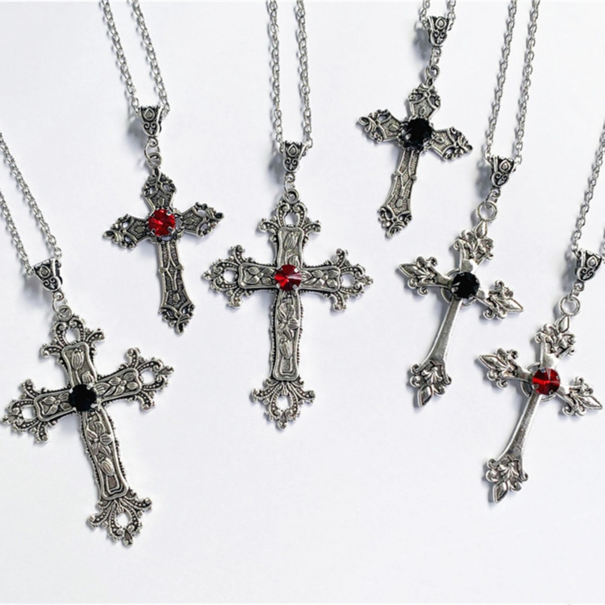 Punk Crystal Big Cross Pendant - Vintage Collectible Jewelry recensione e prezzo