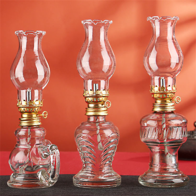 Glass Oil Lamp Classic Retro V - Collectible Vintage Lamps recensione e prezzo
