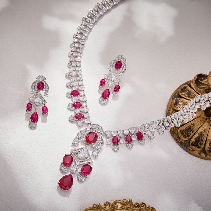Designer Collection Style Neck - Vintage Collectible Jewelry recensione e prezzo