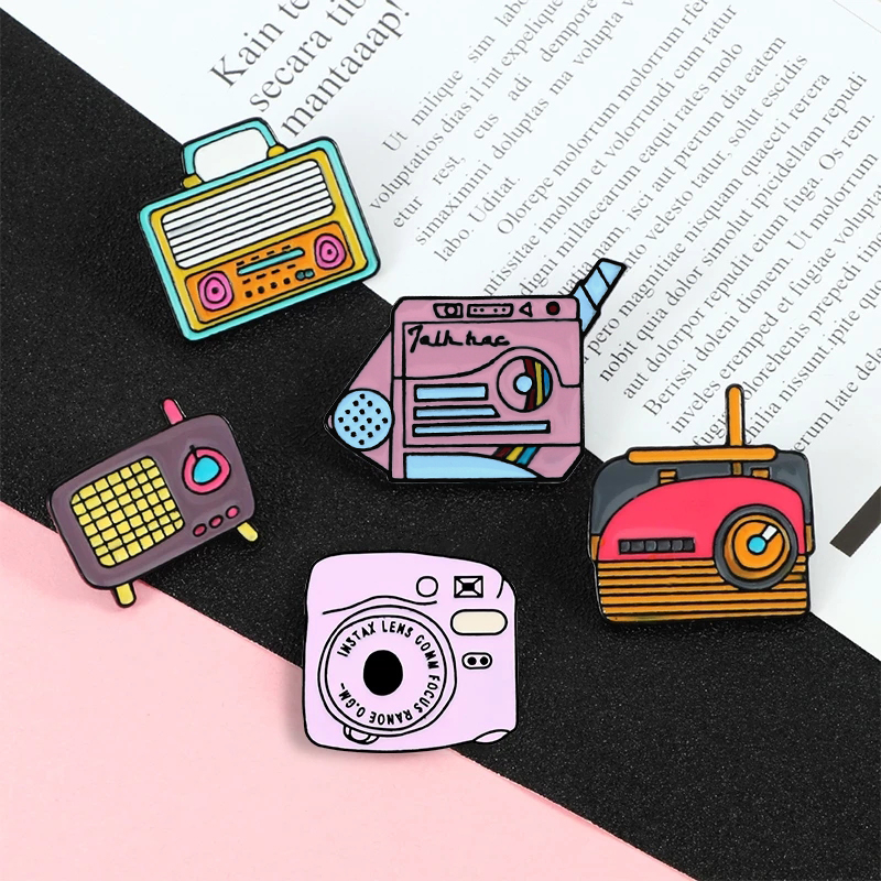 Vintage Game Enamel Pins Colle - Vintage Collectible Jewelry recensione e prezzo
