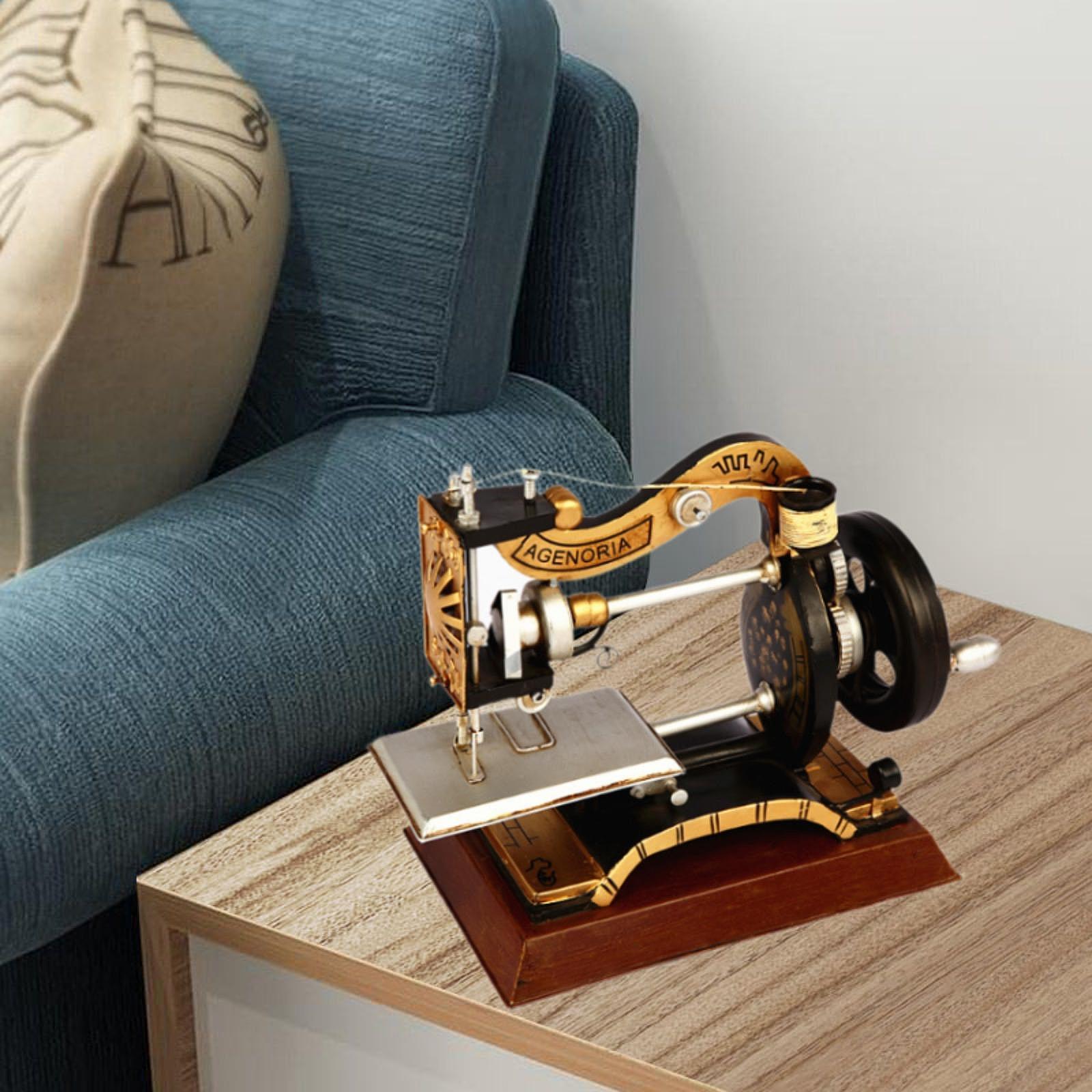 Vintage Sewing Machine Model T - Vintage Collectible Clothing recensione e prezzo
